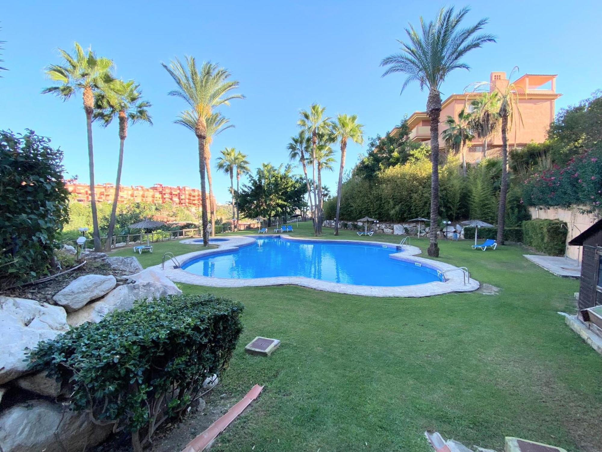 Golf & Resort Apartment In La Reserva De 마르베야 외부 사진